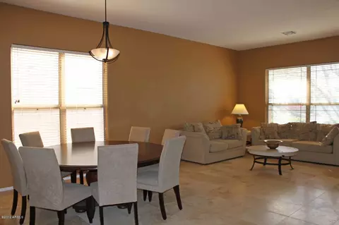 4406 E Briles Rd, Phoenix, AZ 85050 photo 5