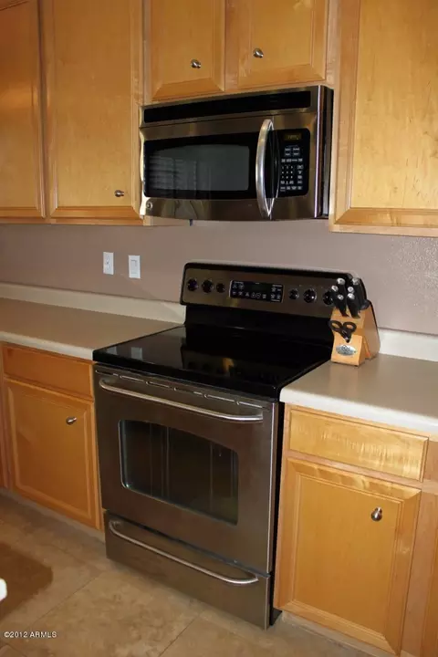4406 E Briles Rd, Phoenix, AZ 85050 photo 12