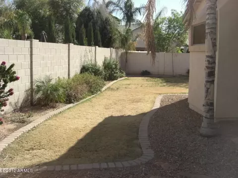 203 W Temple Ct, Gilbert, AZ 85233 photo 24