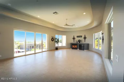 4 E Foothill Dr, Phoenix, AZ 85020 photo 3
