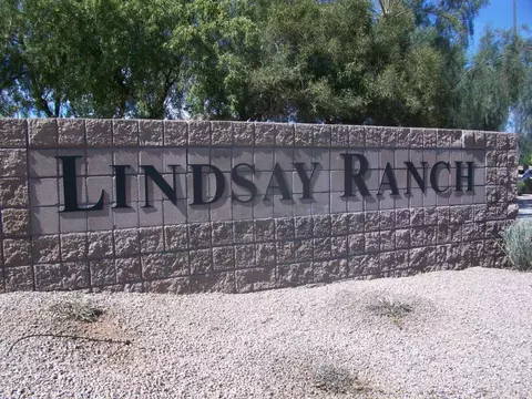 1127 E Orchid Ln, Gilbert, AZ 85296 photo 4