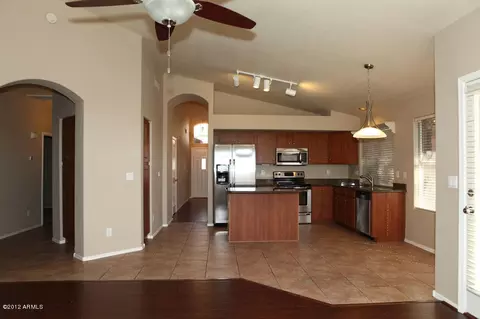 2227 E Crest Ln, Phoenix, AZ 85024 photo 9