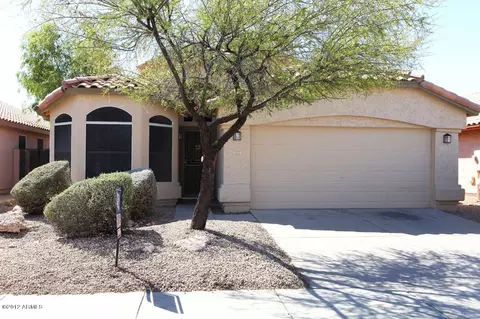 2227 E Crest Ln, Phoenix, AZ 85024 photo 1