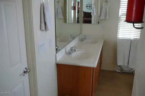 489 N Citrus Ln, Gilbert, AZ 85234 photo 6