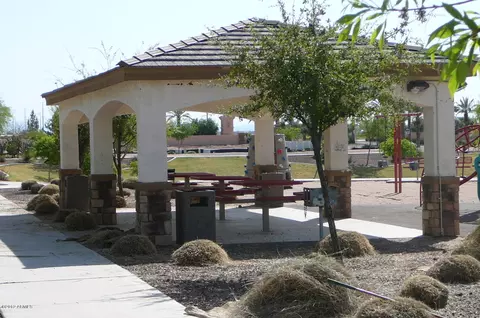 489 N Citrus Ln, Gilbert, AZ 85234 photo 11