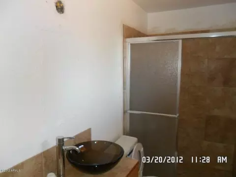 4715 E Saint Catherine Ave, Phoenix, AZ 85042 photo 7