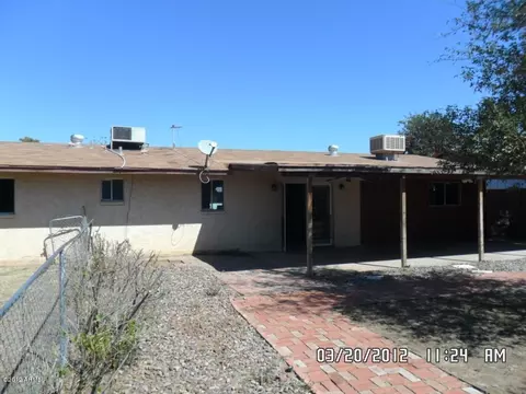 4715 E Saint Catherine Ave, Phoenix, AZ 85042 photo 2