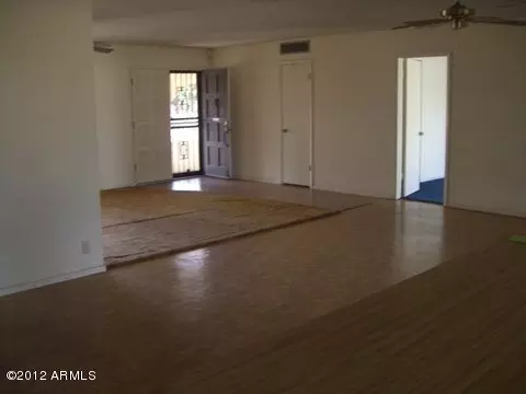 2642 E Cannon Dr, Phoenix, AZ 85028 photo 5
