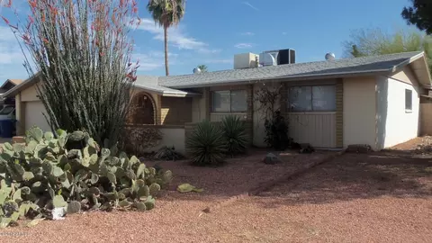 1823 E Watson Dr, Tempe, AZ 85283 photo 3