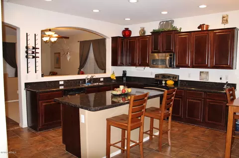 3758 E Powell Way, Gilbert, AZ 85298 photo 3