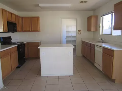 10458 E Azalea Ave, Mesa, AZ 85208 photo 5
