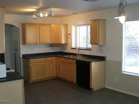 1786 E Harrison St, Gilbert, AZ 85295 photo 2