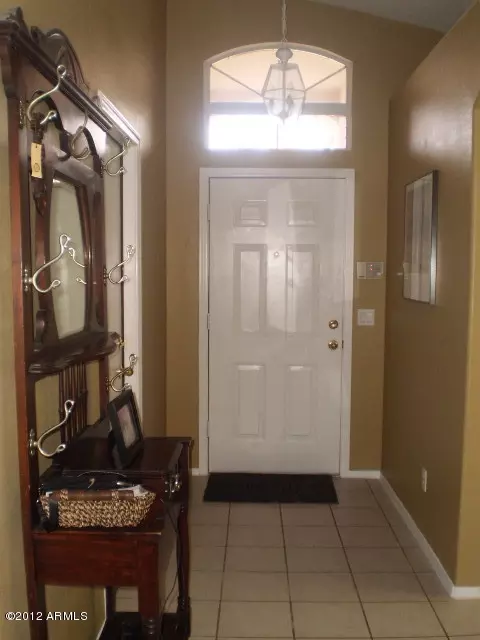 2303 E Aire Libre Ave, Phoenix, AZ 85022 photo 2