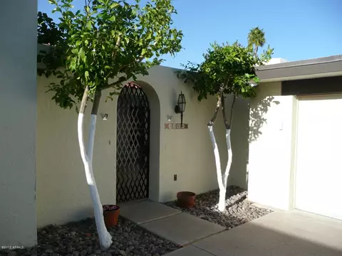 1246 E Palacio Ln, Phoenix, AZ 85014 photo 2