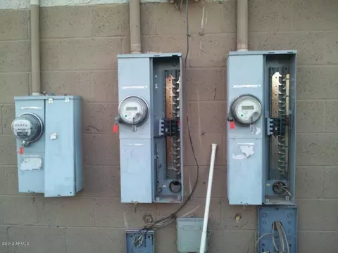 3102 W Jackson St, Phoenix, AZ 85009 photo 3