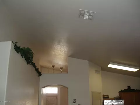 3033 S 65th Ln, Phoenix, AZ 85043 photo 7