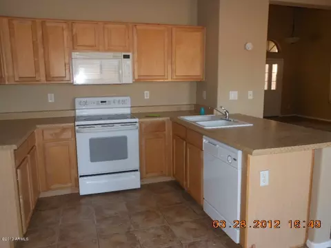4049 E Wagon Ct, Gilbert, AZ 85297 photo 3