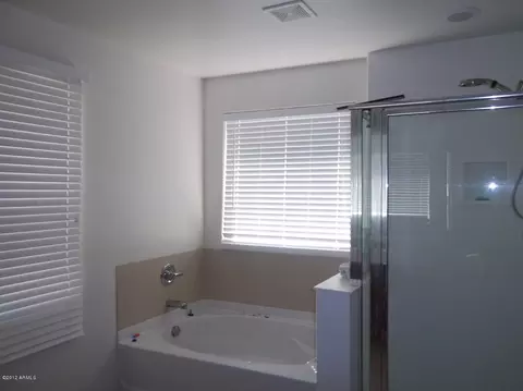 4056 E Devon Dr, Gilbert, AZ 85296 photo 7
