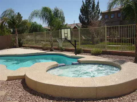 2997 S Roca St, Gilbert, AZ 85295 photo 3