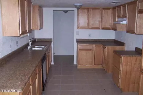 1560 E 2nd St, Mesa, AZ 85203 photo 2