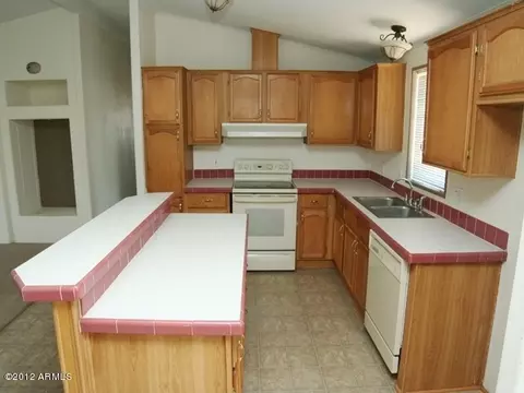28089 E Dulcinea Ln, Florence, AZ 85132 photo 7