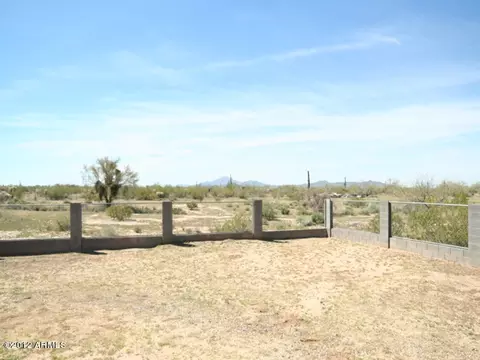 28089 E Dulcinea Ln, Florence, AZ 85132 photo 3