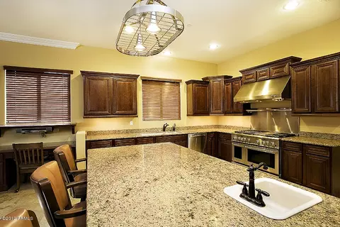 3715 E Louise Dr, Phoenix, AZ 85050 photo 15