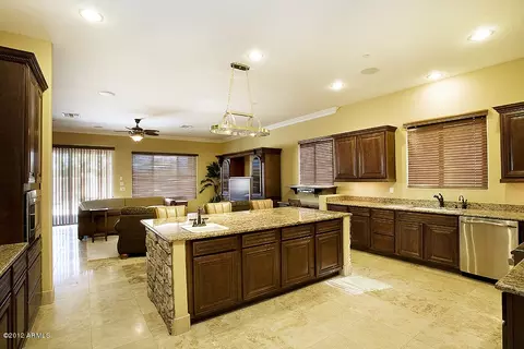 3715 E Louise Dr, Phoenix, AZ 85050 photo 16