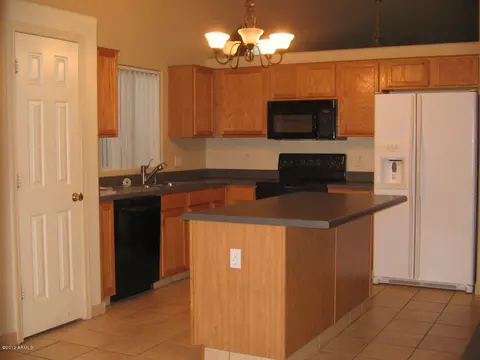 3068 Erie St, Gilbert, AZ 85295 photo 4
