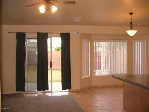3068 Erie St, Gilbert, AZ 85295 photo 2