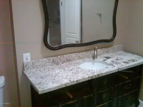 5534 E Flower St, Phoenix, AZ 85018 photo 3