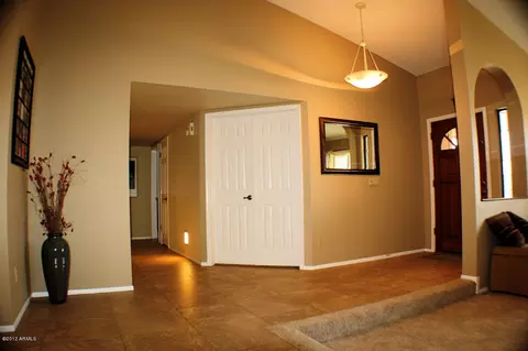 2516 E Laurel St, Mesa, AZ 85213 photo 2
