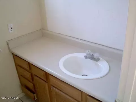 8634 W Mitchell Dr, Phoenix, AZ 85037 photo 11