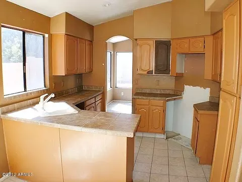 329 E Stonebridge Dr, Gilbert, AZ 85234 photo 6