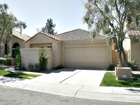 329 E Stonebridge Dr, Gilbert, AZ 85234 photo 3