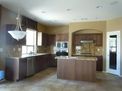 2606 E Leiber Ln, Phoenix, AZ 85024 photo 9