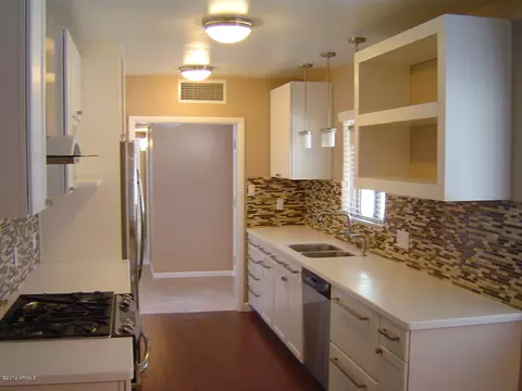 1339 E Oregon Ave, Phoenix, AZ 85014 photo 6