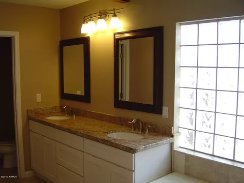 1339 E Oregon Ave, Phoenix, AZ 85014 photo 15