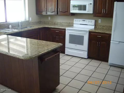 967 Eveningstar Ln, Tempe, AZ 85283 photo 8