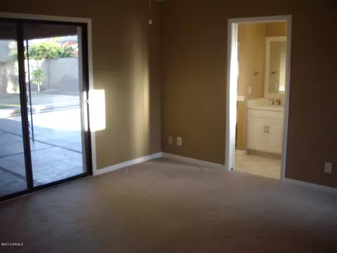 967 Eveningstar Ln, Tempe, AZ 85283 photo 5