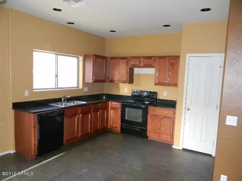 1154 E Hampton Ln, Gilbert, AZ 85295 photo 6