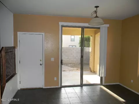 1154 E Hampton Ln, Gilbert, AZ 85295 photo 5