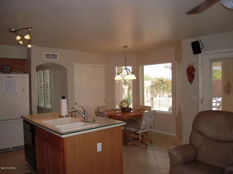 929 E Tonopah Dr, Phoenix, AZ 85024 photo 11