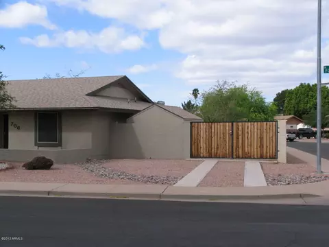 706 N N Frst, Mesa, AZ 85203 photo 3