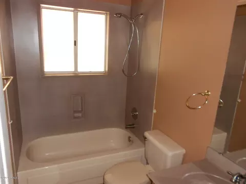 3831 E Tanglewood Dr, Phoenix, AZ 85048 photo 9