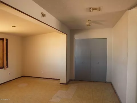 4464 E Hobart St, Mesa, AZ 85205 photo 6