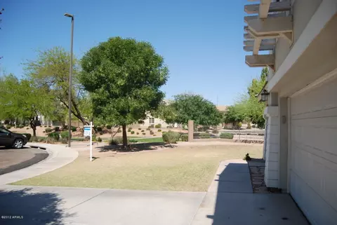 2505 E Harrison Ct, Gilbert, AZ 85295 photo 3