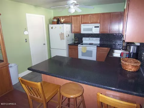 120 E Colgate Dr, Tempe, AZ 85283 photo 9