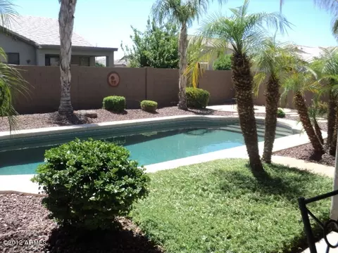 2425 W Minton St, Phoenix, AZ 85041 photo 1