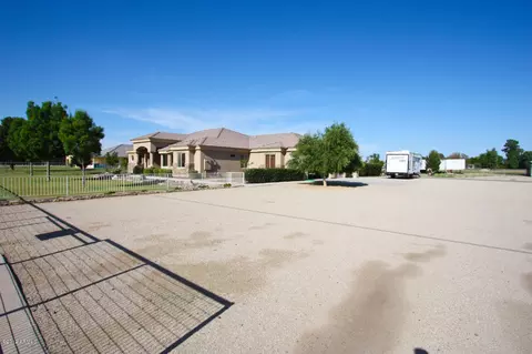21609 S 156th St, Gilbert, AZ 85298 photo 2